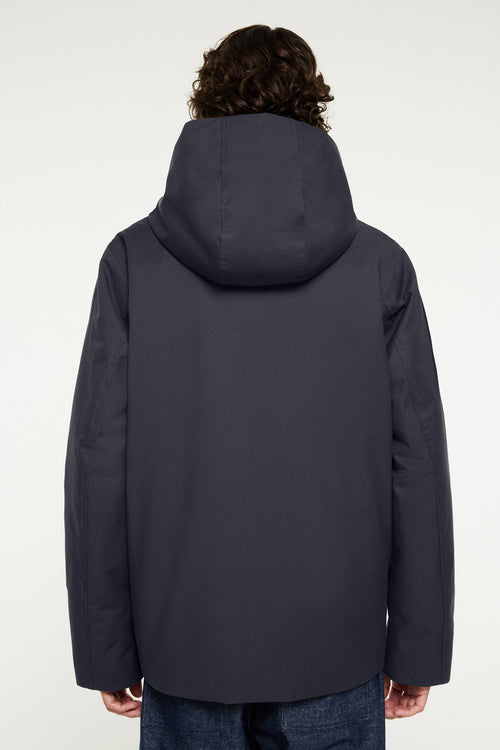Caius night grey