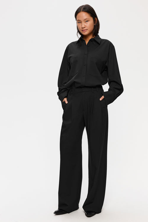 Dilay black