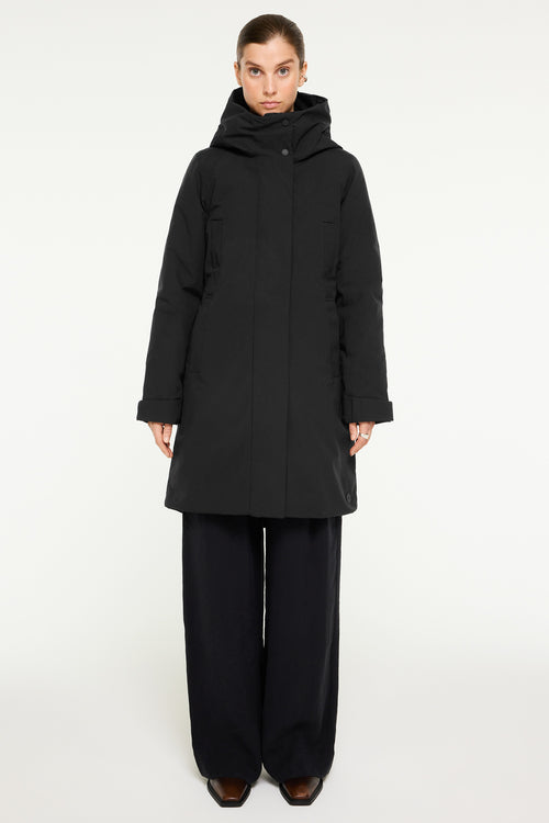 Eline black