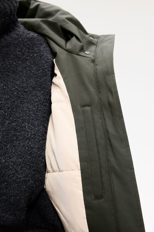 Eline shelter green
