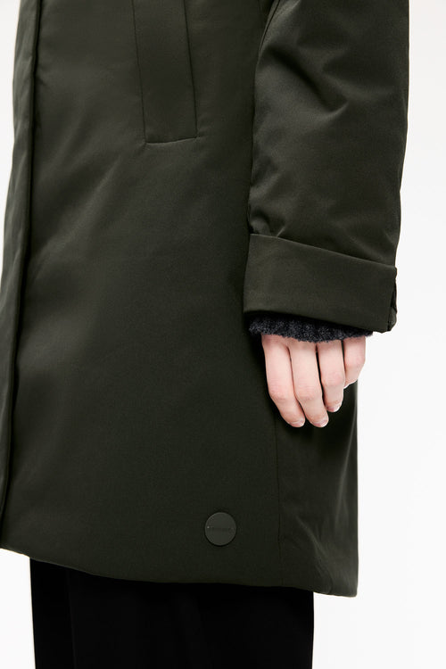Eline shelter green