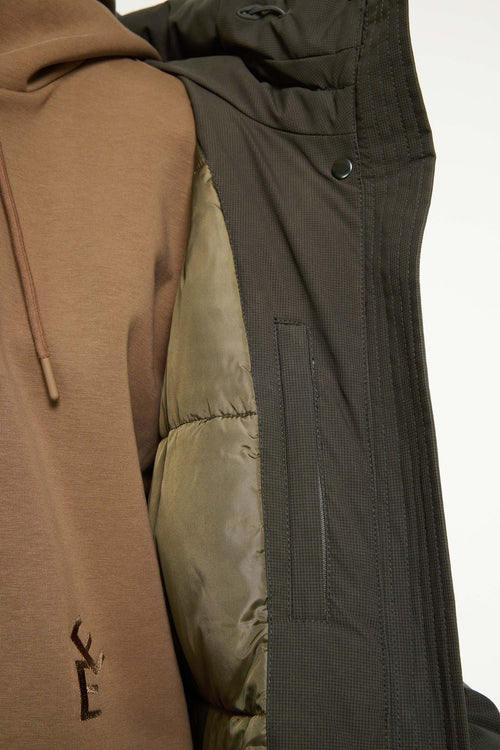 Naila deep olive