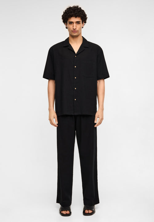 Nilio black