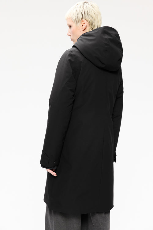 Signy black