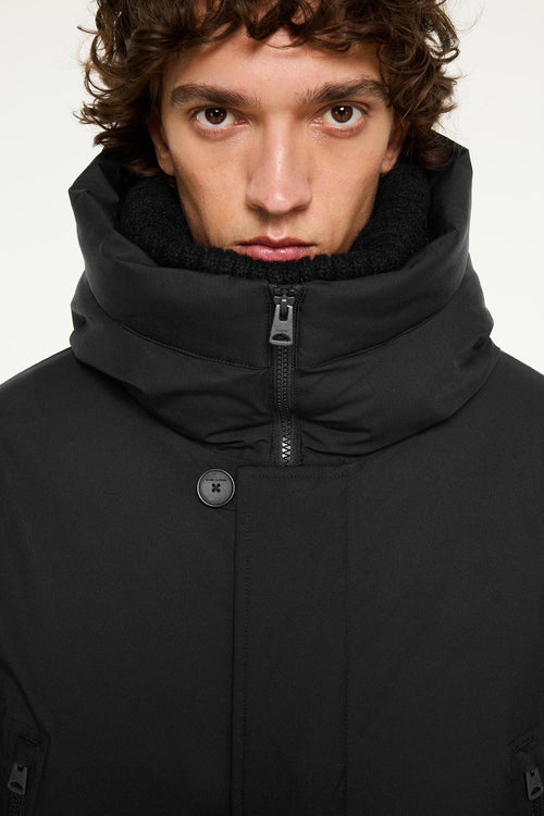 Teodor black