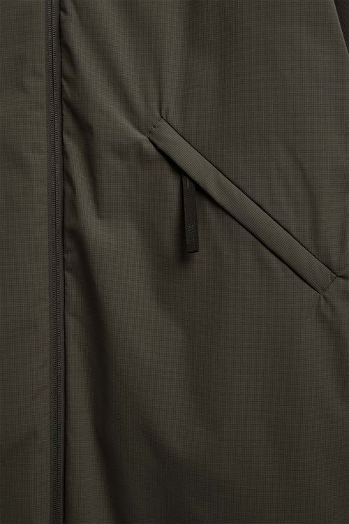 Torgny deep olive
