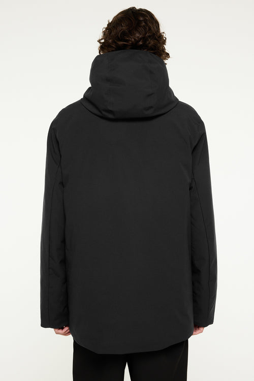 Vhinner black