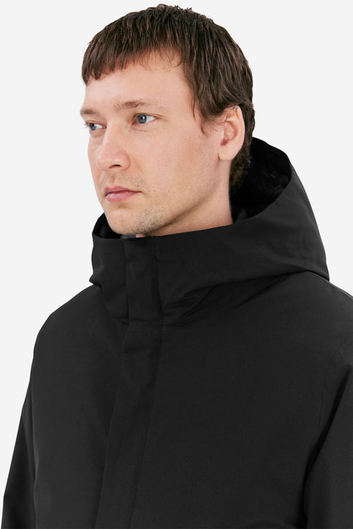 Vhinner black