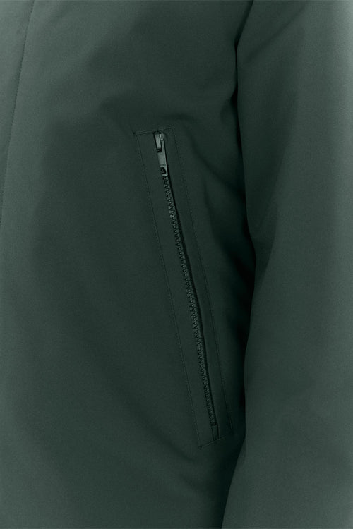 Vhinner slate green