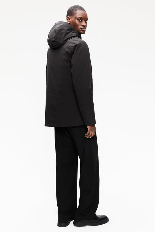Vhinner black